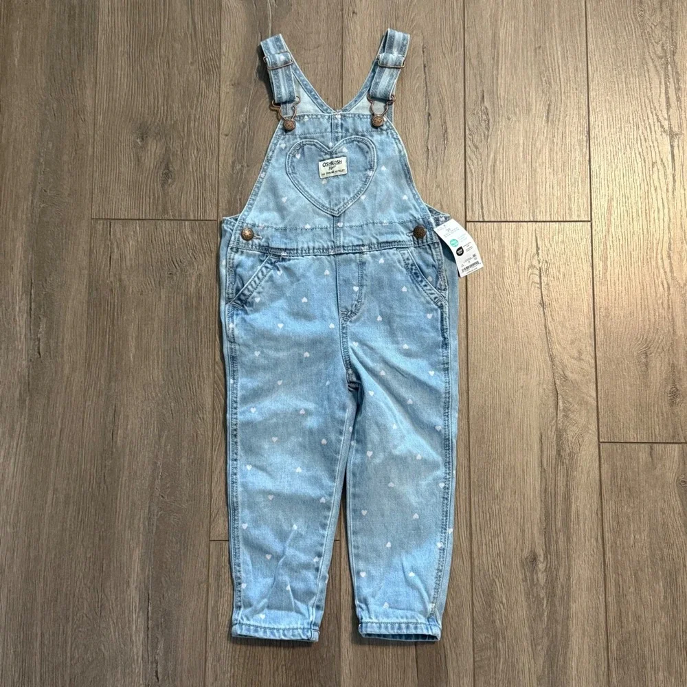 OshKosh Bgosh Girls Heart Print Denim Overalls Light Wash Blue 2T NEW